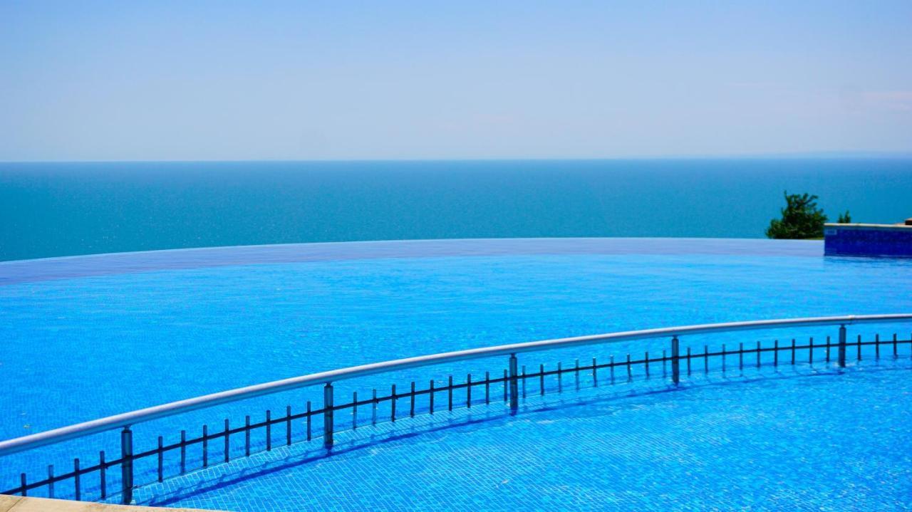 Морски Апартаменти Джулай Морнинг - July Morning Sea View Apartments Kavarna Exterior photo