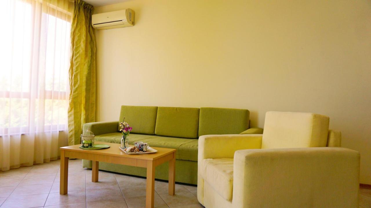 Морски Апартаменти Джулай Морнинг - July Morning Sea View Apartments Kavarna Exterior photo
