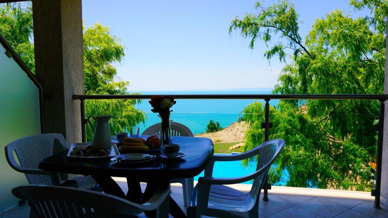 Морски Апартаменти Джулай Морнинг - July Morning Sea View Apartments Kavarna Exterior photo